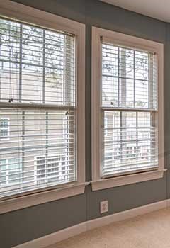 Classic Venetian Blinds For Winnetka Room